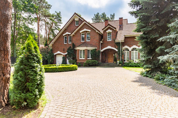 Best Driveway Pavers Near Me  in Holcom, KS