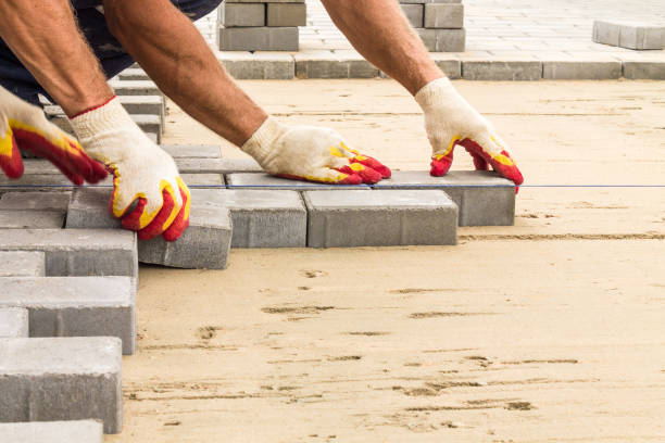 Best Driveway Pavers Near Me  in Holcom, KS